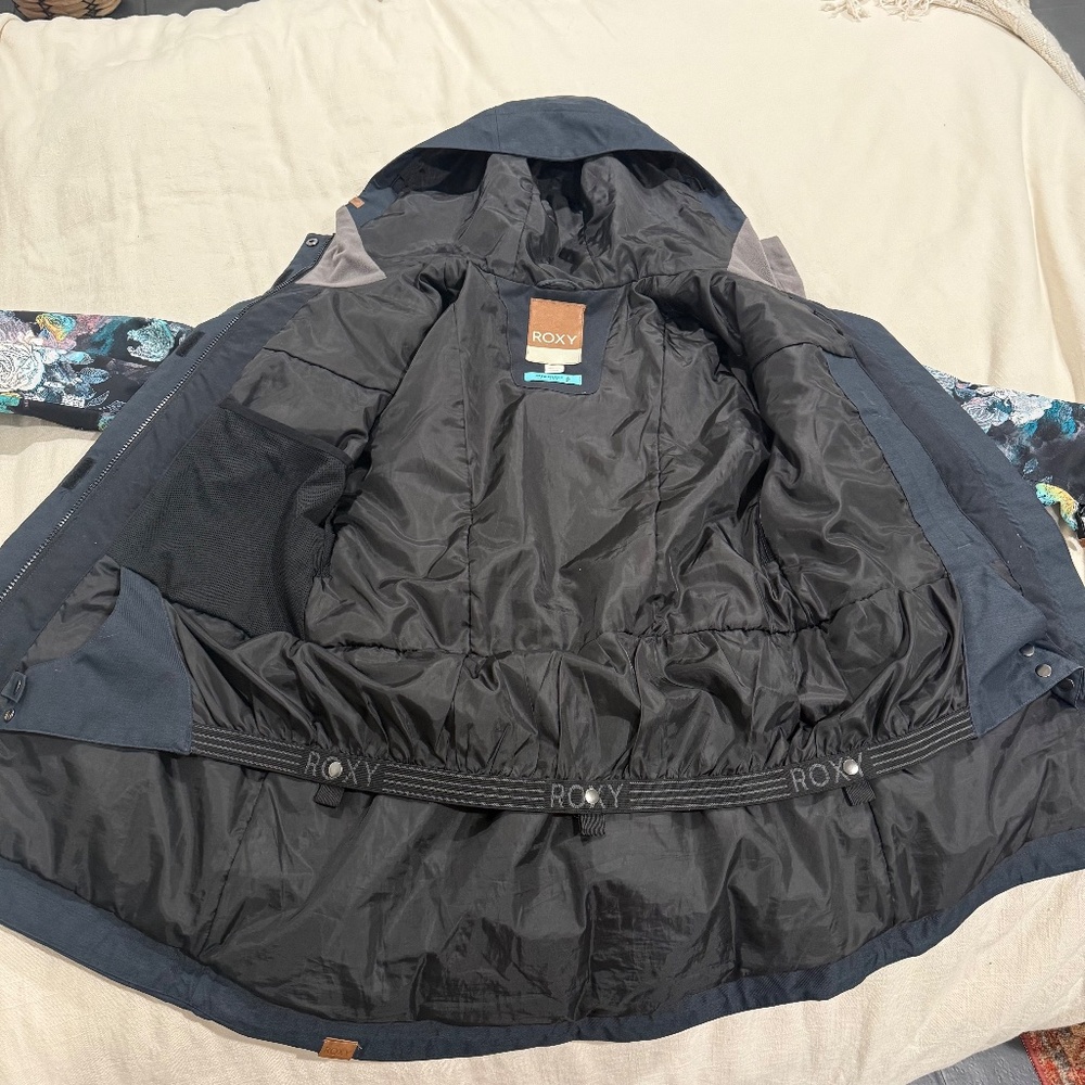Roxy Ceder Insulated Jacket Size M - Picture 6 of 9